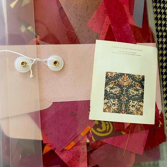 Sienna brown paper bundle - Picture 2 of 2